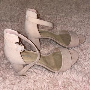 brand new old navy heels